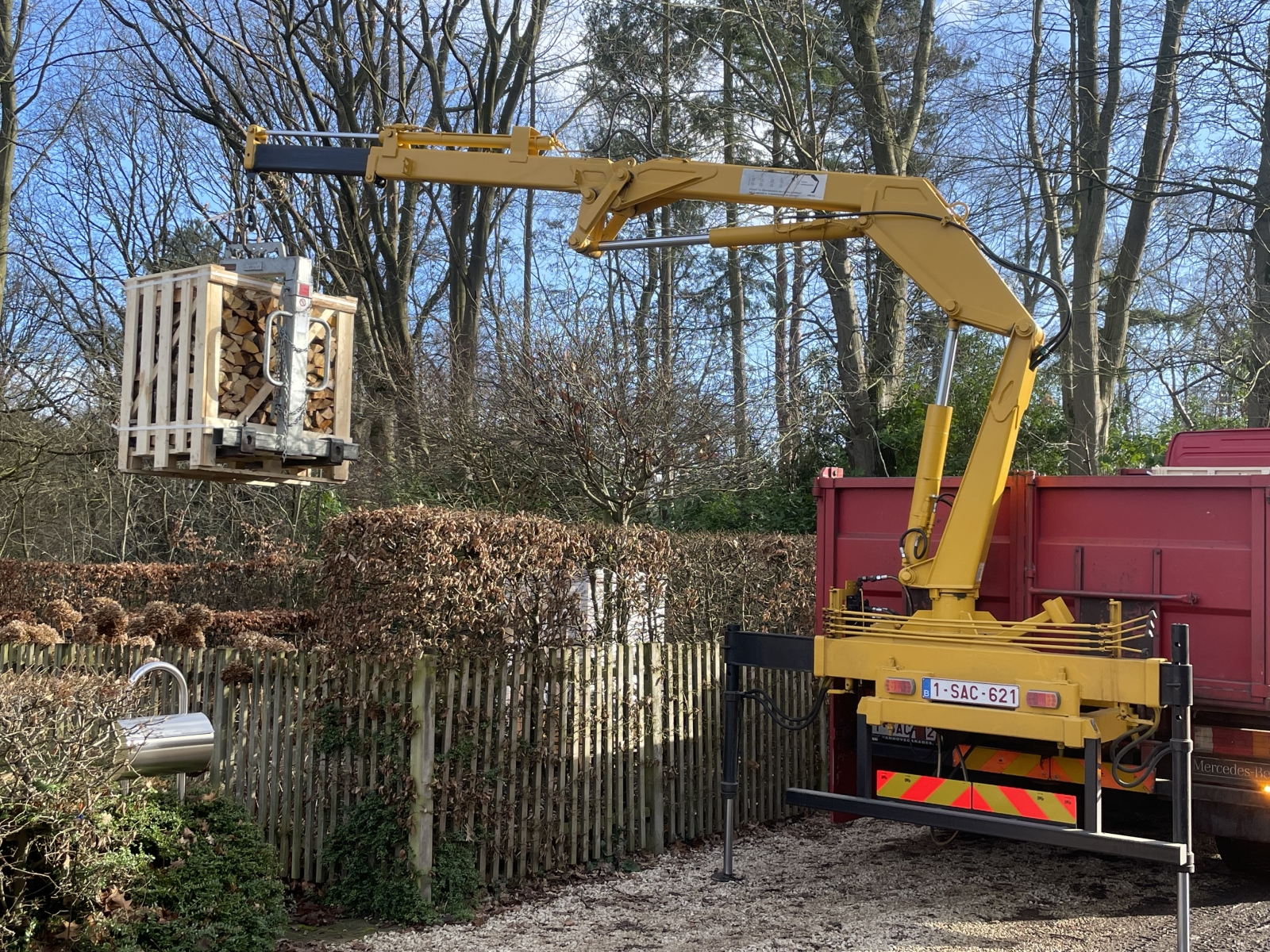 Brandhout box ± 0.9 m³ ovendroog geleverd